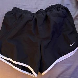 Nike (youth large) athletic shorts